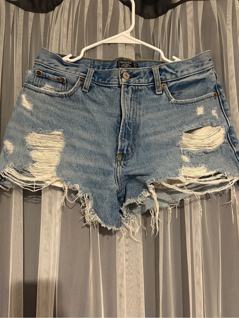 Abercrombie & Fitch Light Blue Distressed Denim Cutoff Shorts - Picture 1 of 3